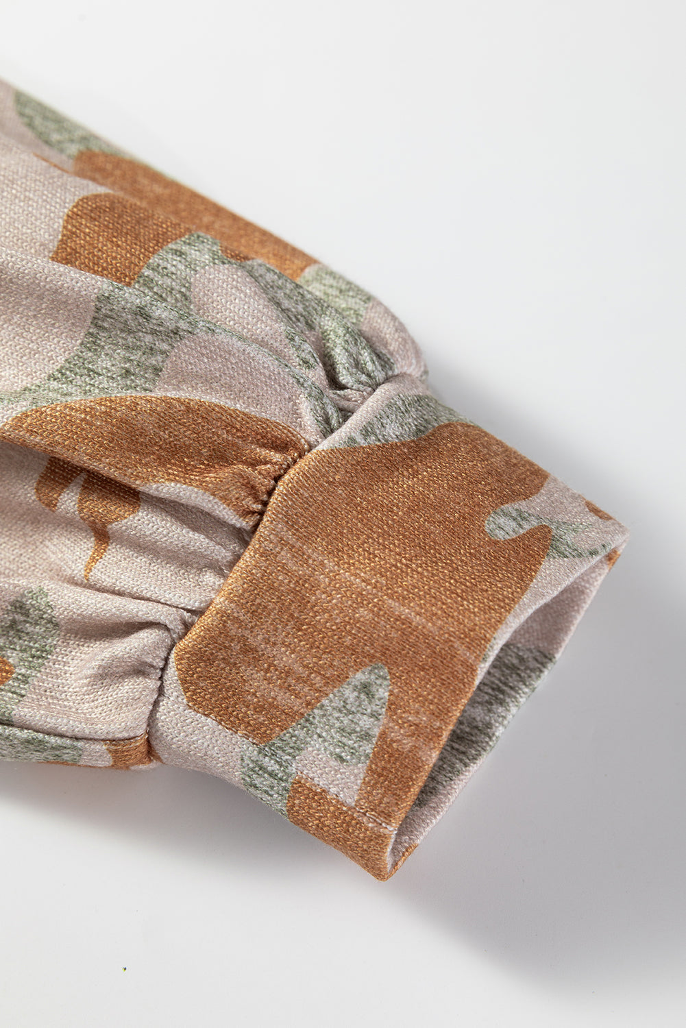 Green Retro Camouflage Print Exposed Seam Patchwork Drop Shoulder Sweatshirt